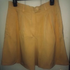 Authentic ESCADA women’s shorts size 40, M